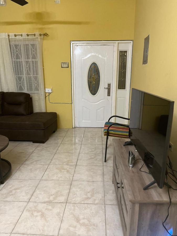 St Bess Comfort Style Black River Exterior foto