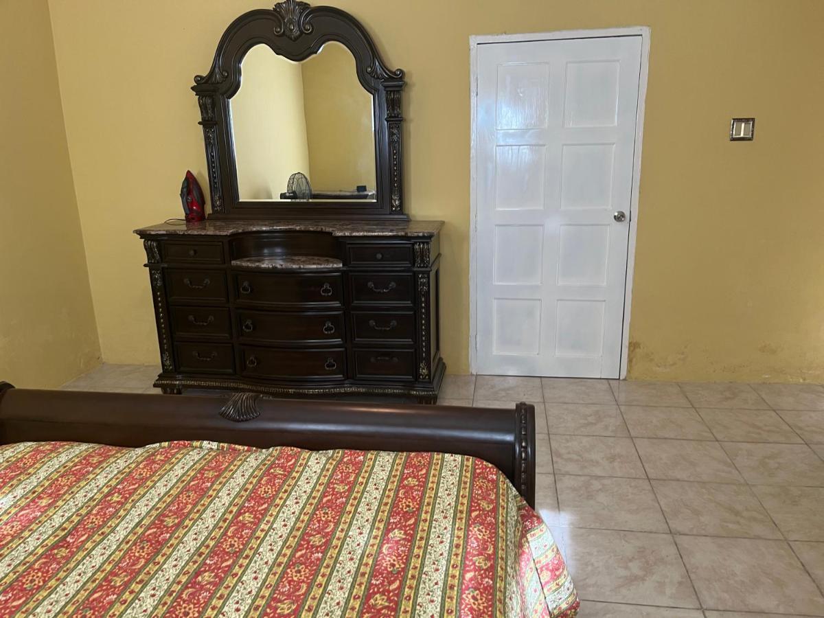 St Bess Comfort Style Black River Exterior foto